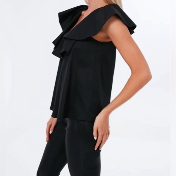 NWOT Tuckernuck Pomander Place Black Willabe Women's Top Small - Picture 3 of 5